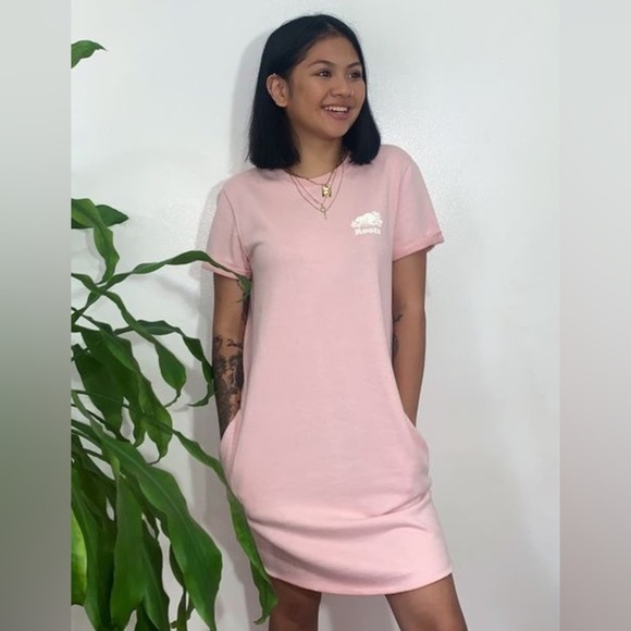 Roots Dresses & Skirts - Roots cooper short sleeve sweat dress sweater tshirt sz XS